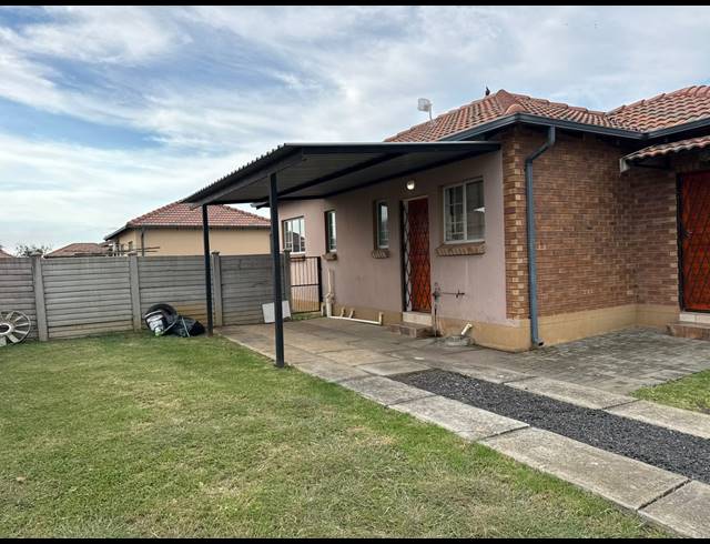 3 BEDROOM HOUSE FOR SALE IN WATERVAL EAST